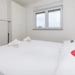 Cvita شقة